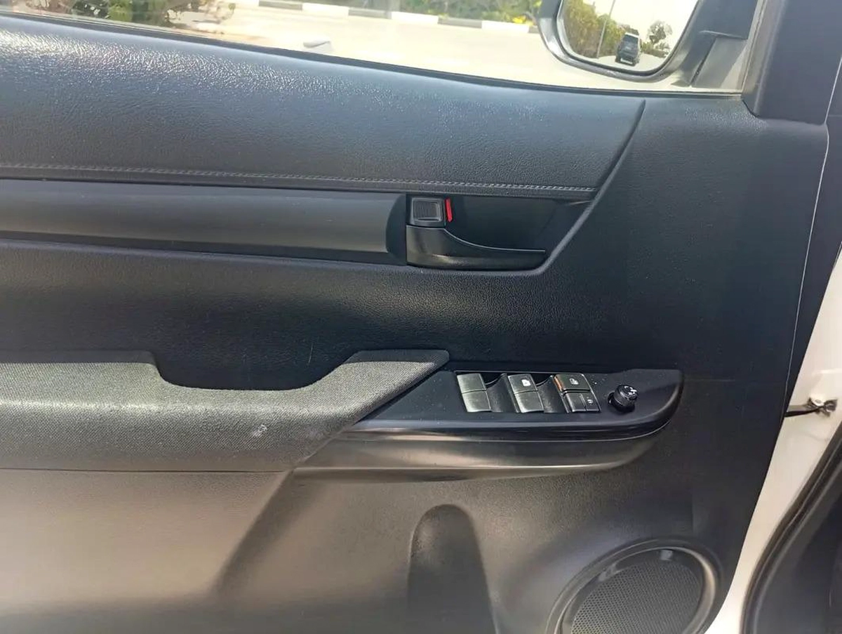 Automatic Gear Toyota Hilux 4x2 Double Cab 2020 GCC Specs-15-15