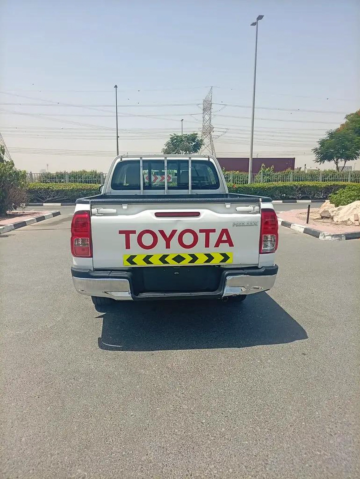 Automatic Gear Toyota Hilux 4x2 Double Cab 2020 GCC Specs-8-8