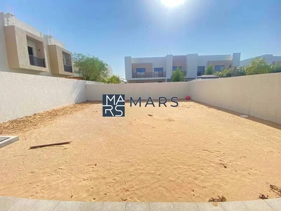 The Most Capacious 4BHK Premium Villa for Rent in Nasma Residence-4