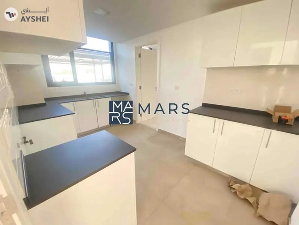 The Most Capacious 4BHK Premium Villa for Rent in Nasma Residence