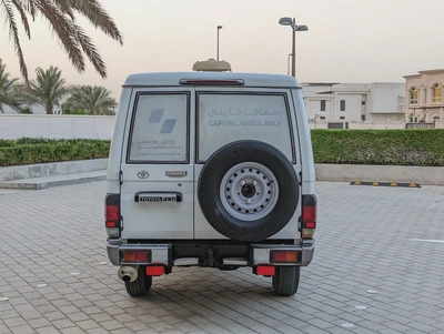 TOYOTA LAND CRUISER 2019 LC78 AMBULANCE GCC IN EXCELLENT CONDITION-18