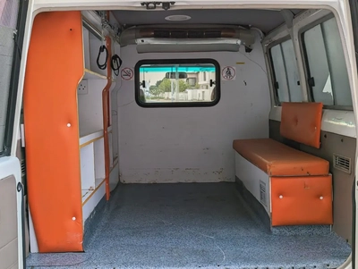 TOYOTA LAND CRUISER 2019 LC78 AMBULANCE GCC IN EXCELLENT CONDITION-3