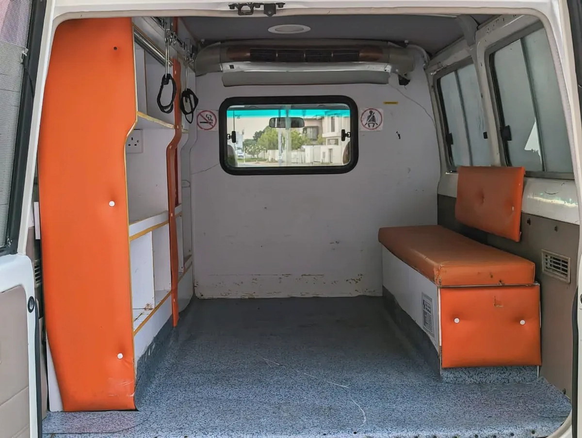 TOYOTA LAND CRUISER 2019 LC78 AMBULANCE GCC IN EXCELLENT CONDITION