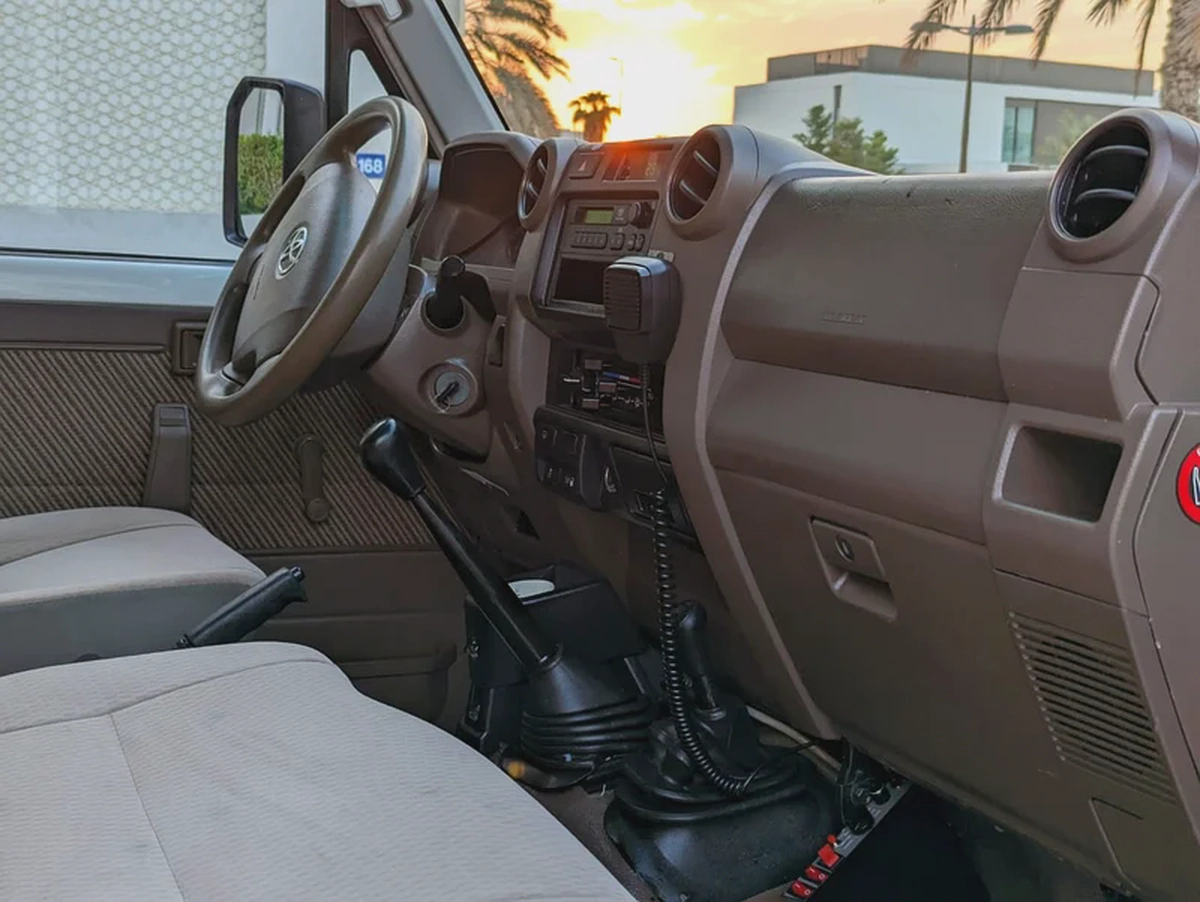 TOYOTA LAND CRUISER 2019 LC78 AMBULANCE GCC IN EXCELLENT CONDITION