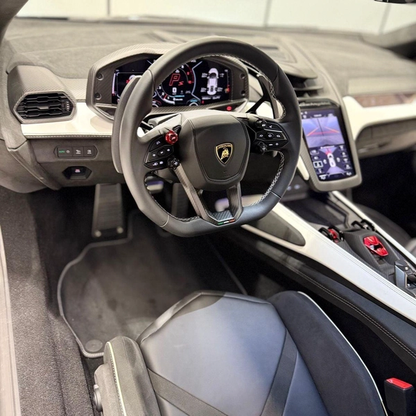 Lamborghini Revuelto STD 6.5L V12 Hybrid 6.5L | Brand New | Japanese Specs | V12 Hybrid Masterpiece