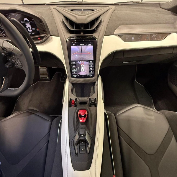 Lamborghini Revuelto STD 6.5L V12 Hybrid 6.5L | Brand New | Japanese Specs | V12 Hybrid Masterpiece