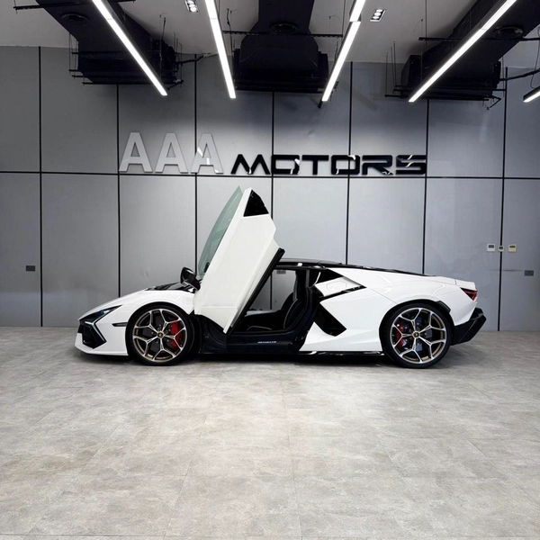 Lamborghini Revuelto STD 6.5L V12 Hybrid 6.5L | Brand New | Japanese Specs | V12 Hybrid Masterpiece