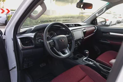 Toyota Hilux TRD SR5 | 2026 | GCC | V6 4.0L Pick-up | Petrol | 4WD | 4 Doors-9