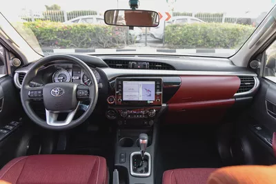 Toyota Hilux TRD SR5 | 2026 | GCC | V6 4.0L Pick-up | Petrol | 4WD | 4 Doors-11
