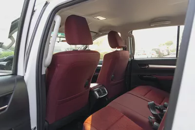 Toyota Hilux TRD SR5 | 2026 | GCC | V6 4.0L Pick-up | Petrol | 4WD | 4 Doors-13