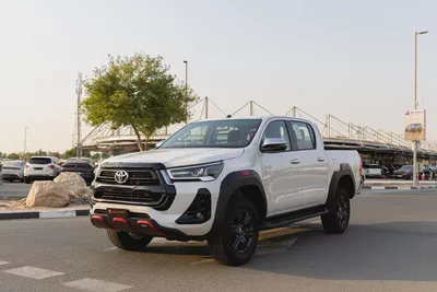 Toyota Hilux TRD SR5 | 2026 | GCC | V6 4.0L Pick-up | Petrol | 4WD | 4 Doors-2