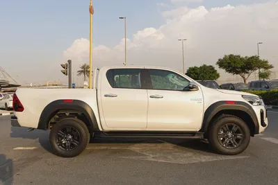 Toyota Hilux TRD SR5 | 2026 | GCC | V6 4.0L Pick-up | Petrol | 4WD | 4 Doors-7