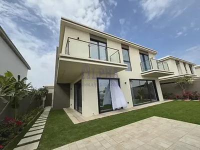 | Beach Front| 5 Bedroom with Private beach Access-1