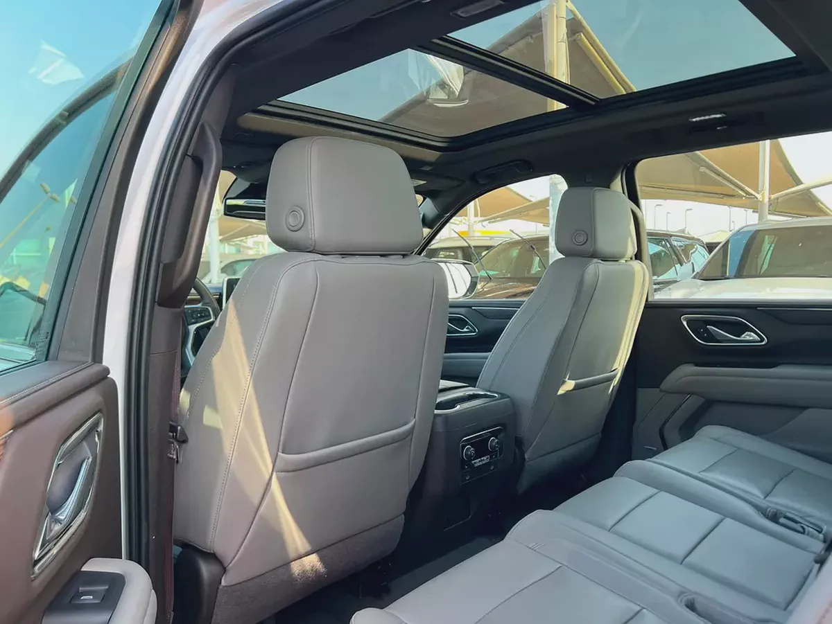 2023 Chevrolet Suburban LT | 360 Camera | GCC | V8, 5.3 | Under warranty, Ref#1071-12-12