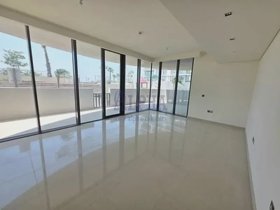 Direct Pool Access | Bay Residence | 2 BR + Maid-4