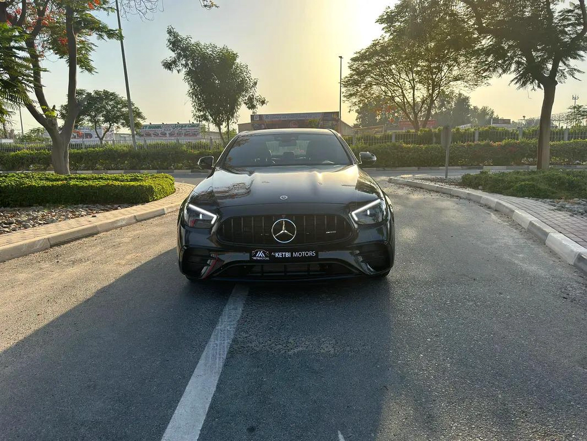 Mercedes-Benz AMG GT 53 4MATIC+-5-5