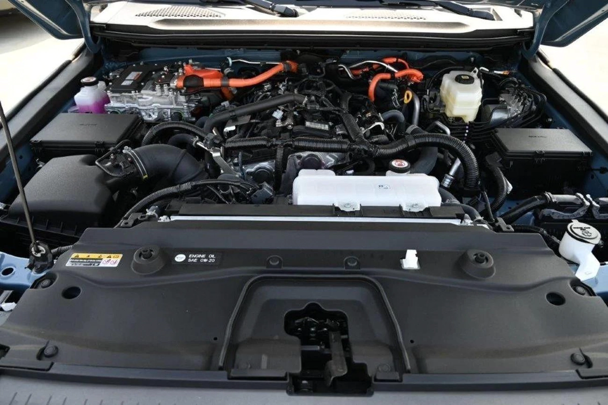 Toyota Prado LC 250 i- FORCE First Edition Hybrid-22-22