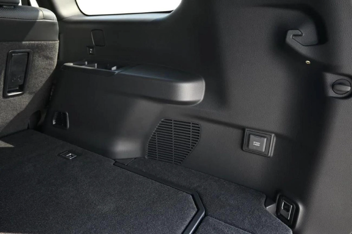 Toyota Prado LC 250 i- FORCE First Edition Hybrid-20-20