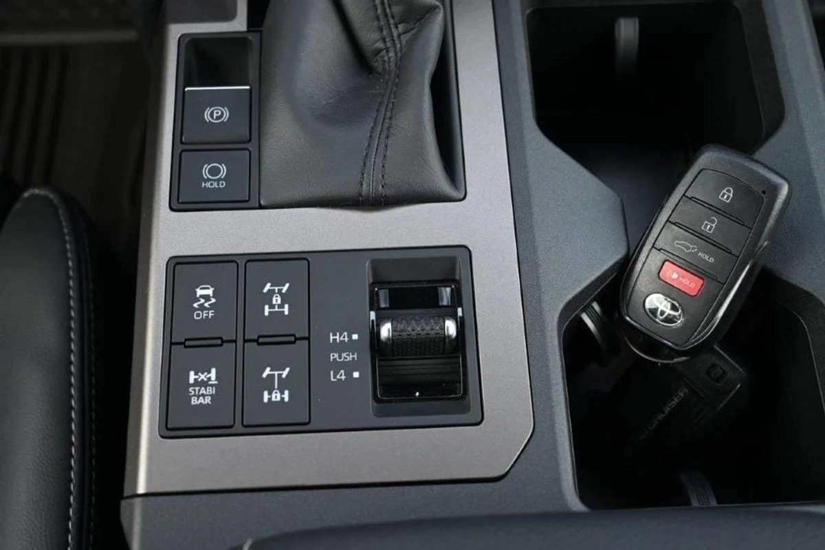 Toyota Prado LC 250 i- FORCE First Edition Hybrid-15-15