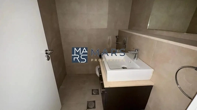 SPACIOUS 4BHK END UNIT VILLA FOR RENT IN NASMA-6