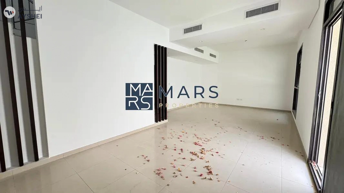 SPACIOUS 4BHK END UNIT VILLA FOR RENT IN NASMA-2-2