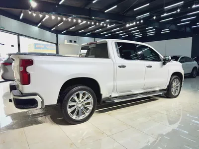 2022 Chevrolet Silverado 1500 High Country - Premium Edition-1