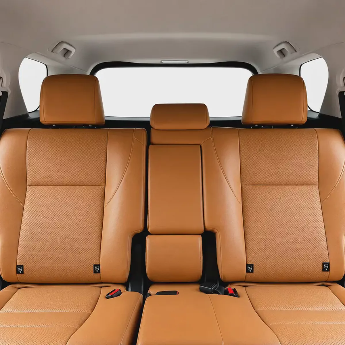 AED 2,874 P.M • 0% Downpayment • Toyota Fortuner VXR • Agency Warranty-14-14
