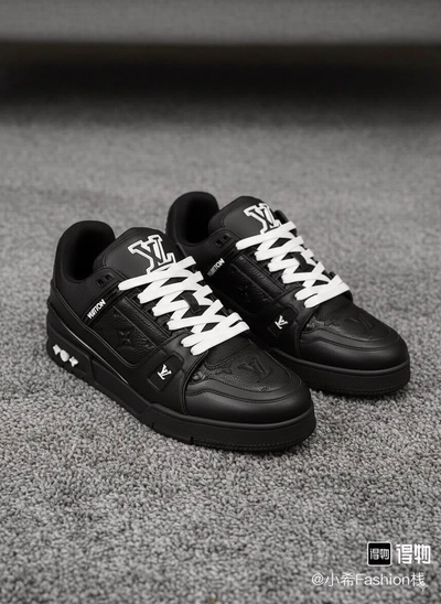 Louis Vuitton LV Trainer Sneakers-0
