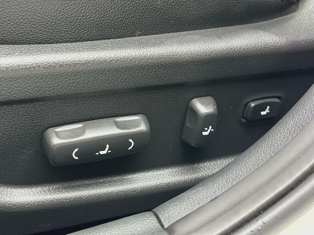 KIA K5 MODEL 2011 FULL OPTION NO ACCIDENT-10-10
