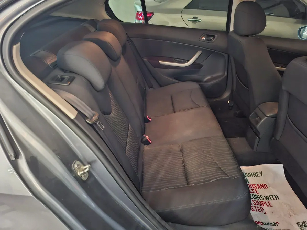 Peugeot 408 Active Plus 2014 GCC Specs-6-6