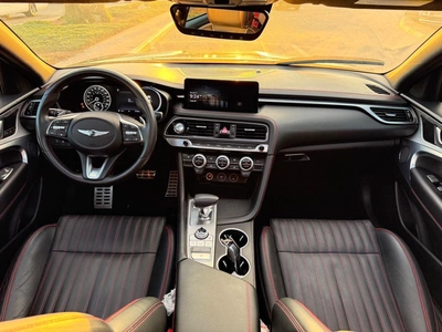 Genesis G70 Platinum 2.0L AWD-4