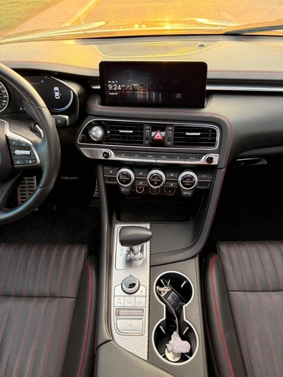 Genesis G70 Platinum 2.0L AWD-6