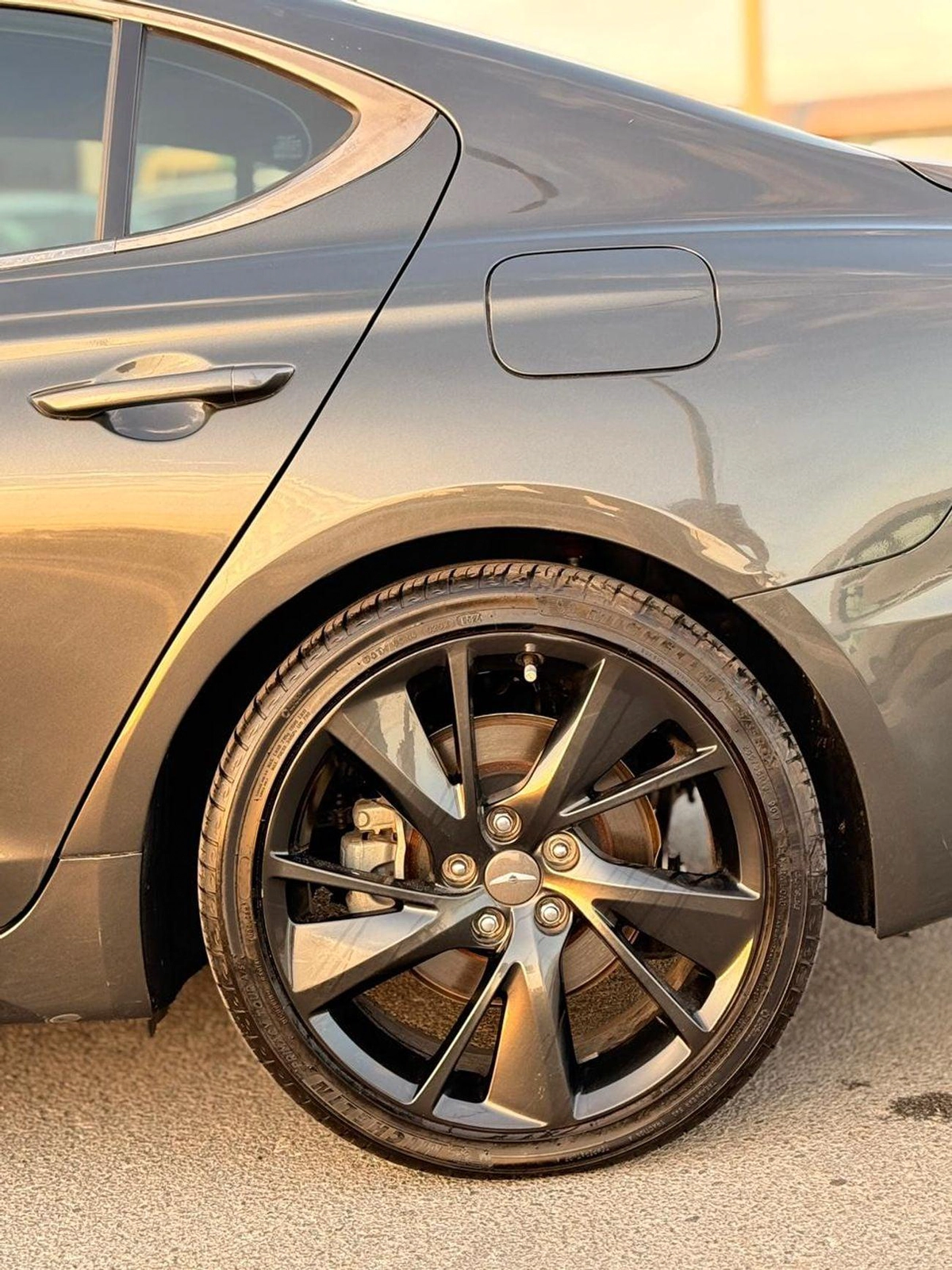 Genesis G70 Platinum 2.0L AWD-9-9