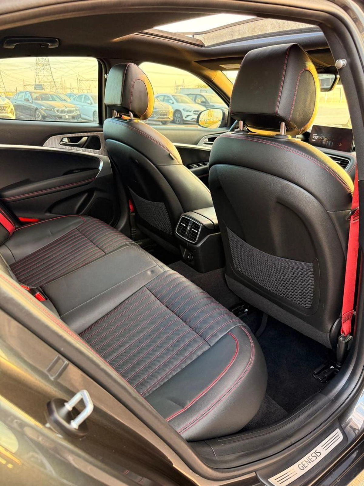 Genesis G70 Platinum 2.0L AWD-15-15