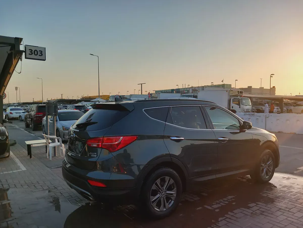 Hyundai Santafe 2013 Model perfect Condition Smoothly Drive Ready for Registration-5-5