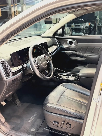 2024 Kia Sorento EX - GCC Specs - Brand New!-16