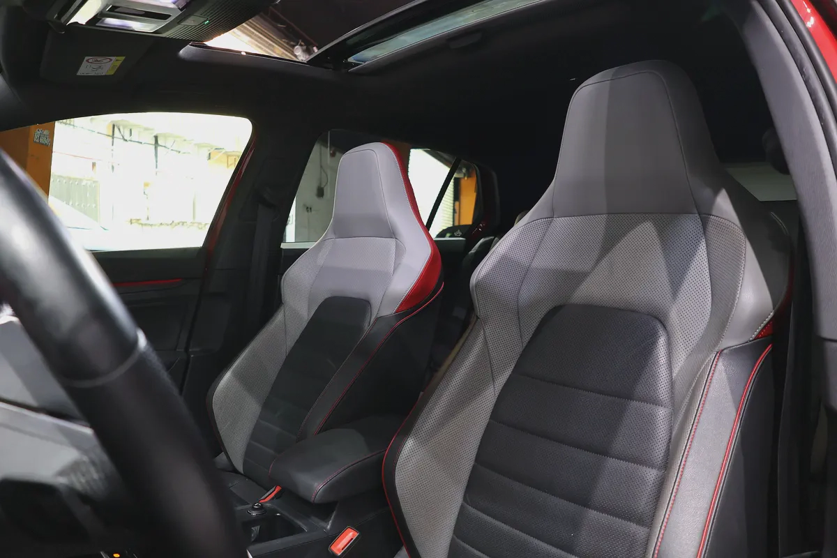 2021 Volkswagen Golf GTI | GCC Specs | Low Mileage-9-9