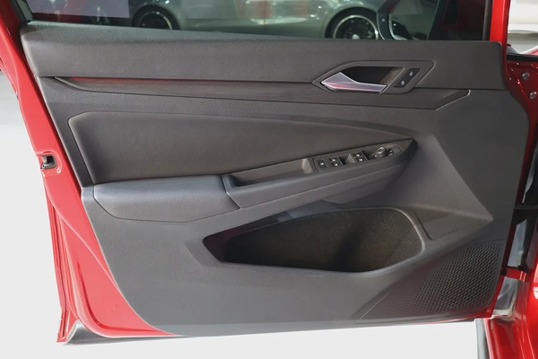 2021 Volkswagen Golf GTI | GCC Specs | Low Mileage