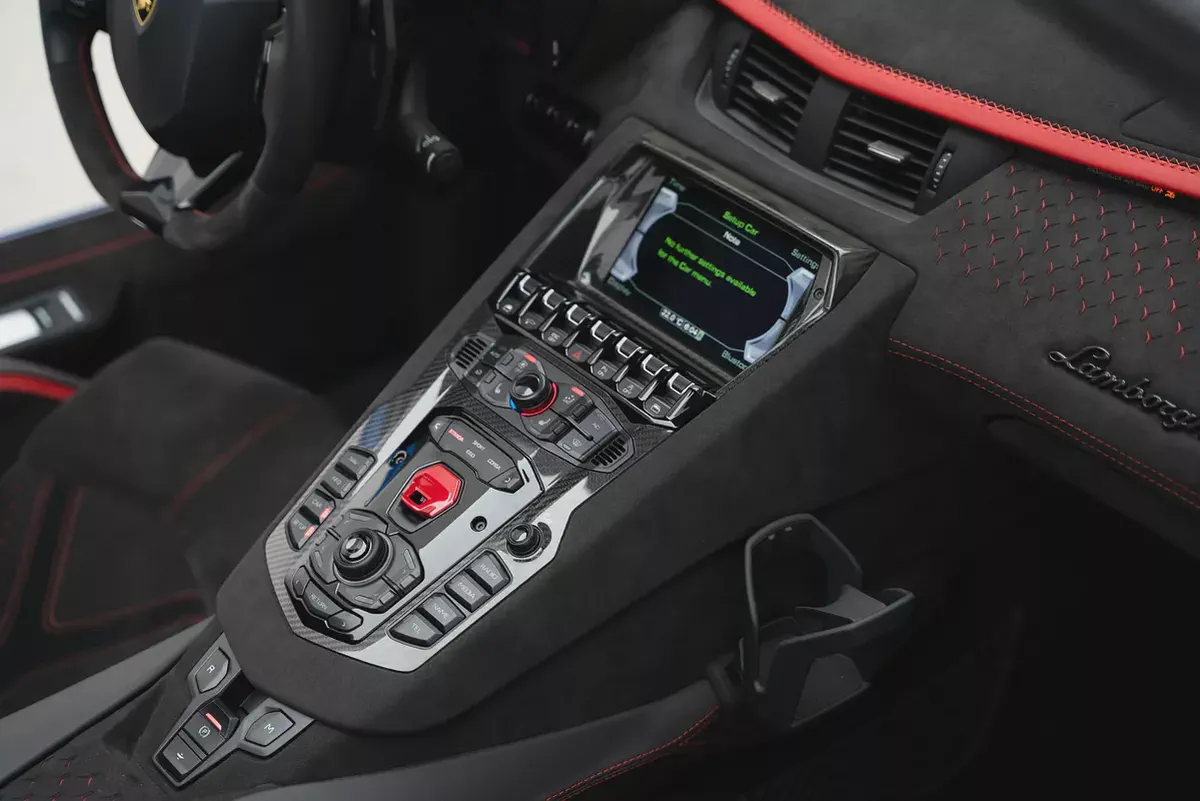 2022 Lamborghini Aventador Ultimae-13-13