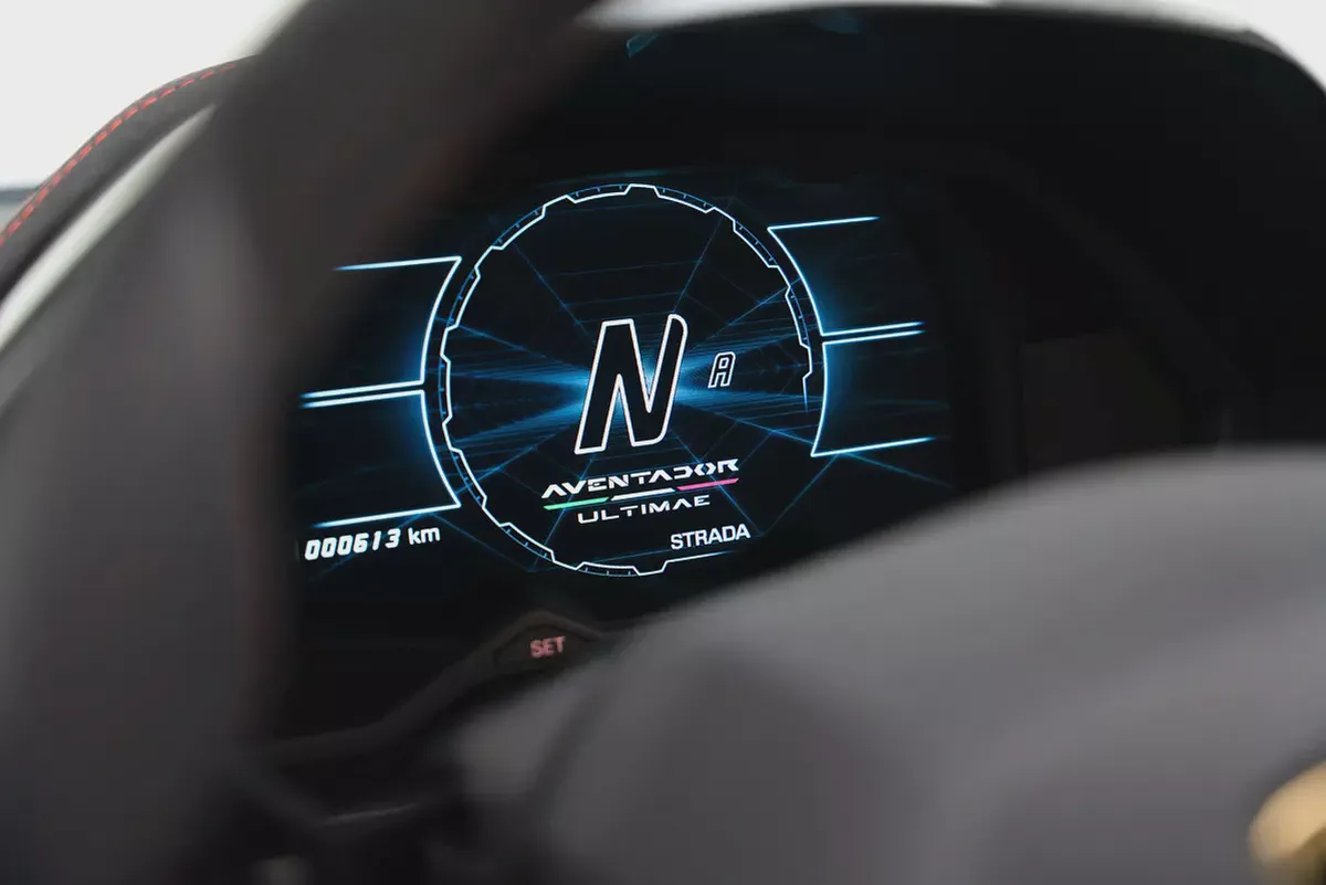 2022 Lamborghini Aventador Ultimae-6-6