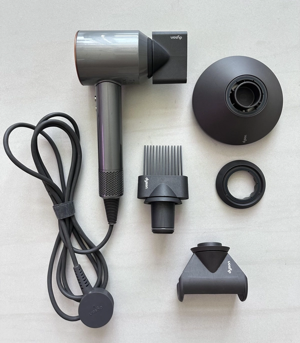 DYSON Supersonic Hair Dryer with 5 Attachments