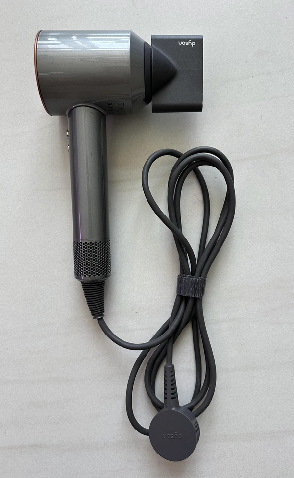 DYSON Supersonic Hair Dryer with 5 Attachments
