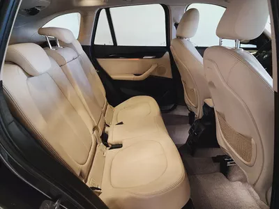 BMW X1 SDrive20i V4 2.0 2018 Model GCC Specs In Perfect Condition-11
