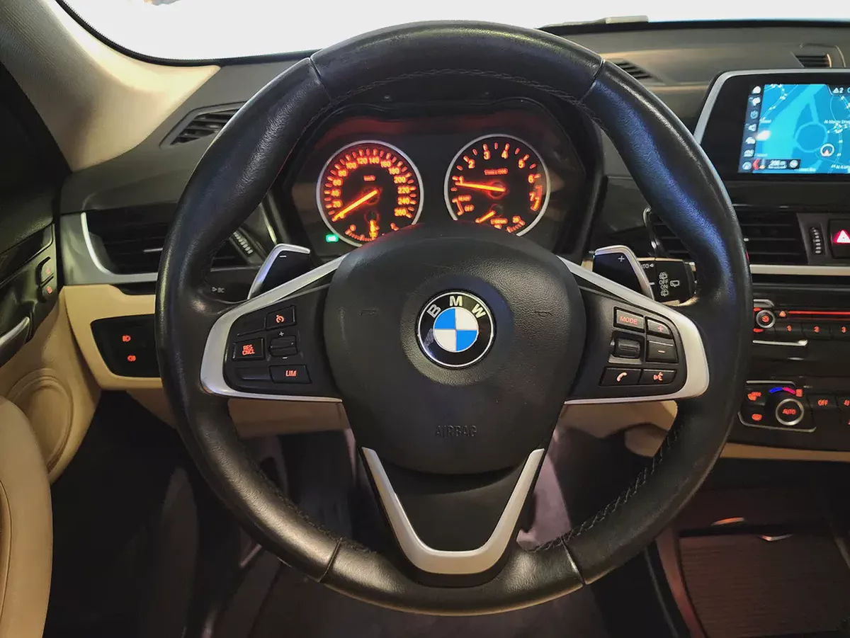 BMW X1 SDrive20i V4 2.0 2018 Model GCC Specs In Perfect Condition-13-13