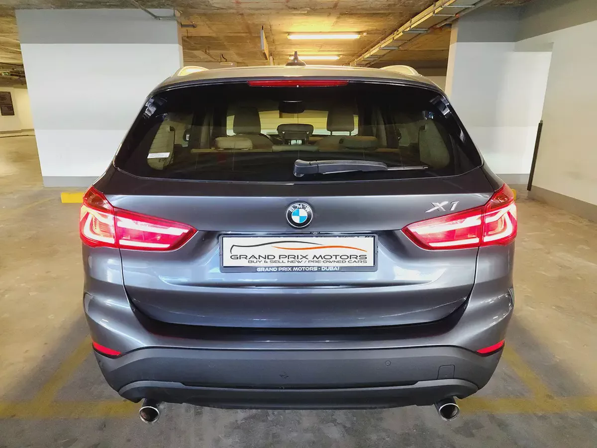 BMW X1 SDrive20i V4 2.0 2018 Model GCC Specs In Perfect Condition-7-7