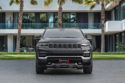 3,036 P.M |  Grand Wagoneer | 0% Downpayment | SERIES III | Full Jeep History-3