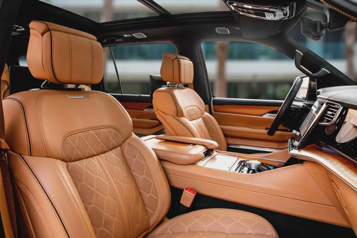 3,036 P.M |  Grand Wagoneer | 0% Downpayment | SERIES III | Full Jeep History-10-10