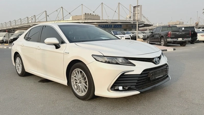 Toyata Camry LE Hybrid 2021 GCC specs, Free offers! Bank loan can be arranged!-0