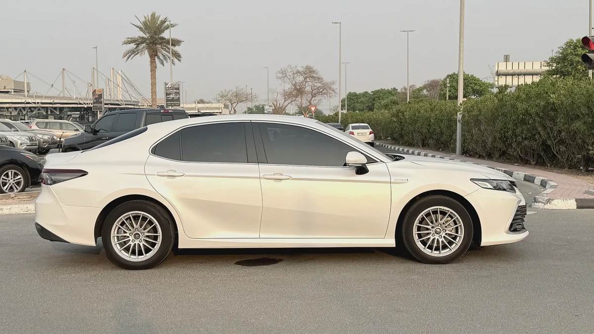 Toyata Camry LE Hybrid 2021 GCC specs, Free offers! Bank loan can be arranged!-5-5