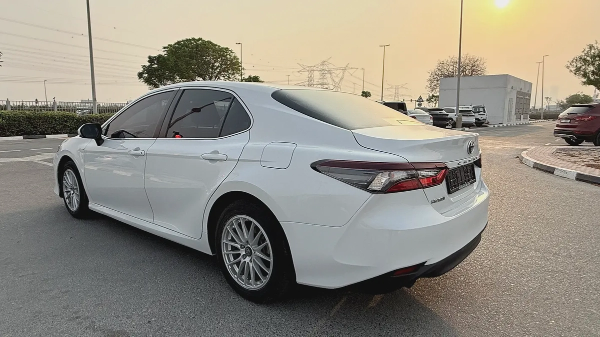 Toyata Camry LE Hybrid 2021 GCC specs, Free offers! Bank loan can be arranged!-6-6
